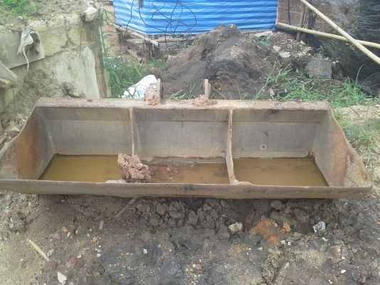 ขายด่วน บุ้งกี๋ HITACHI EX-120