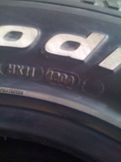 ขายยาง BF A/T 265 70 16 ปี 09