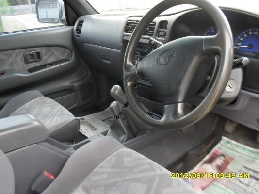 ขายด่วน TIGER D4D 2.5 4WD ปี 2003 รถบ้านสภาพดี ซื้อไปใช้งานได้เลย