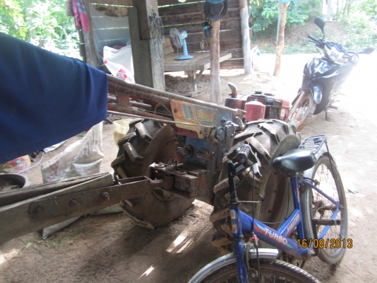 ขายรถไถนาเดินตาม  KOBOTA  ET 95  พร้อมเทรนเลอร์ อุปกรณ์ครบ