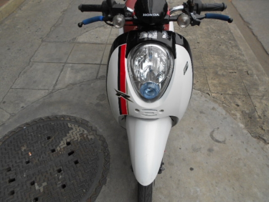 Honda-Scoopy i 110cc เครื่องเนียนมากครับ สภาพเยี่ยมเลยครับ