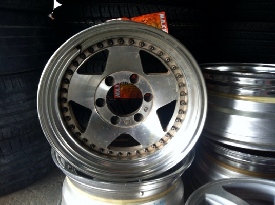 ขายล้อแมกซ์ขอบ16  6รู 9" ออฟ -28 งามๆ