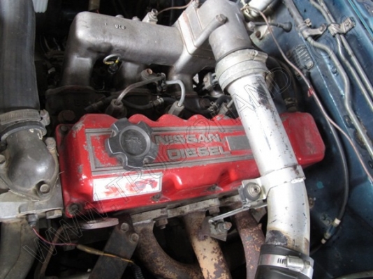 รถกระบะบรรทุกน้ำ ยี่ห้อ NISSAN