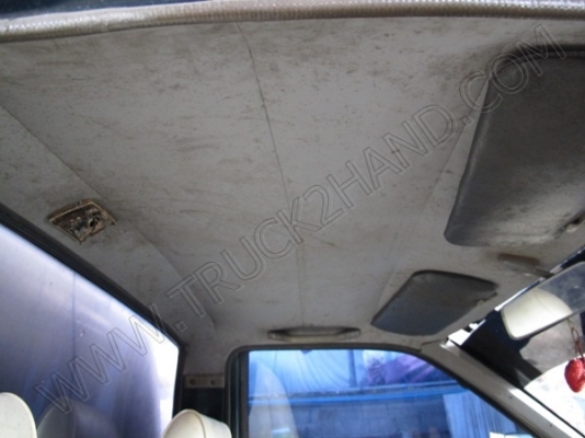 รถกระบะบรรทุกน้ำ ยี่ห้อ NISSAN