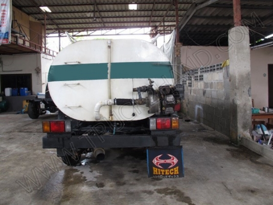 รถกระบะบรรทุกน้ำ ยี่ห้อ NISSAN