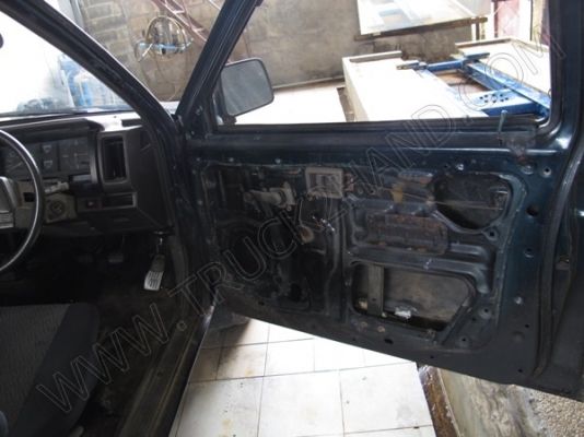 หัว+แซซซี รถกระบะ ยี่ห้อ NISSAN