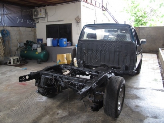 หัว+แซซซี รถกระบะ ยี่ห้อ NISSAN