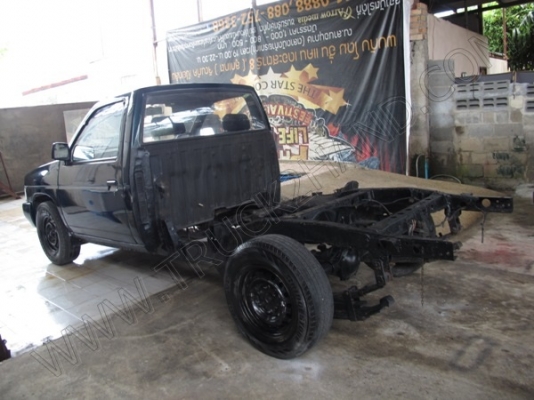 หัว+แซซซี รถกระบะ ยี่ห้อ NISSAN