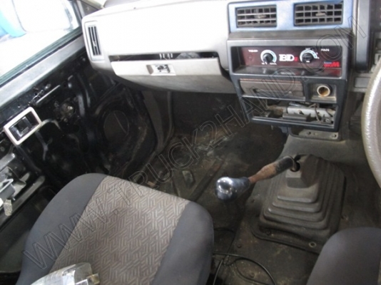 หัว+แซซซี รถกระบะ ยี่ห้อ NISSAN