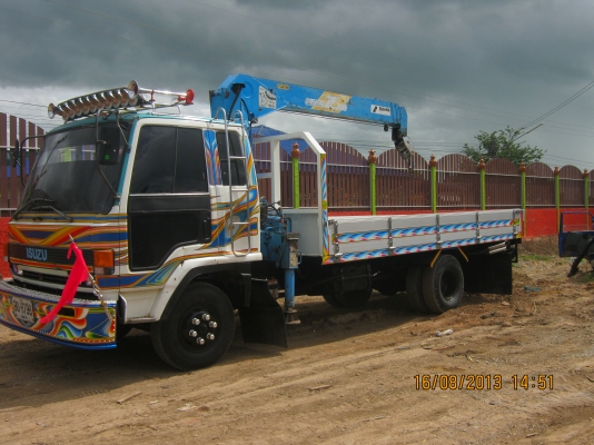 ขายรถบรรทุกหกล้อติดเครนอีซูซูร็อคกี้เครื่อง 6BD1-เทอร์โบ เครนทอนาโด ซูปเปอร์ Z-303 ท้องV เครน 3 ตัน 