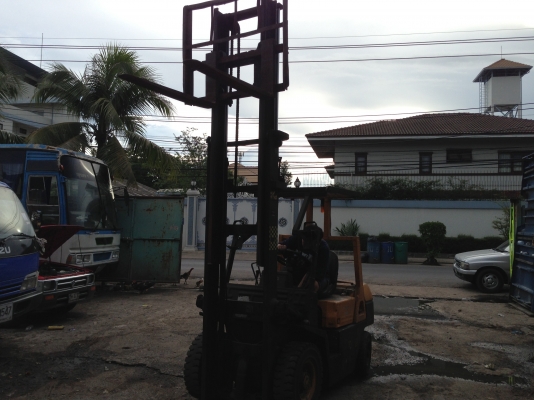 ขายรถโฟคลิฟ Tcm เครื่องดีเซล เกียร์ธรรมดา 2.5 ตัน