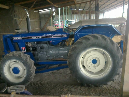 ขายรถไถ Ford 6610 2 เพลา เครื่อง T3 เสื้อลาย ผานหน้าพร้อมผาน3 เอกสารเล่มทะเบียน