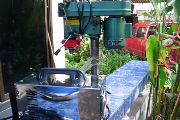 ขาย2ชิ้น ตู้เชื่อมไฟฟ้า 200 พร้อมสว่านแท่นชื้อมาไม่ถึงเดือนสภาพเหมือนใหม่ ขาย2ชิ้น ตู้เชื่อมไฟฟ้า 200 พร้อมสว่านแท่นชื้อมาไม่ถึงเดือนสภาพเหมือนใหม่