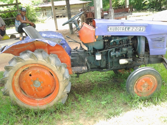 รถไถนา  22  แรงราคาถูกคูโบต้า