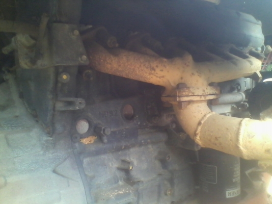 ขายด่วน ! อะไหร่รถเกี่ยวข้าว เครื่อง ปั้ม ตัวเดิน โซ่ ใบแทร๊ก ลอเลอร์ และอื่นๆอีกหลายอย่าง