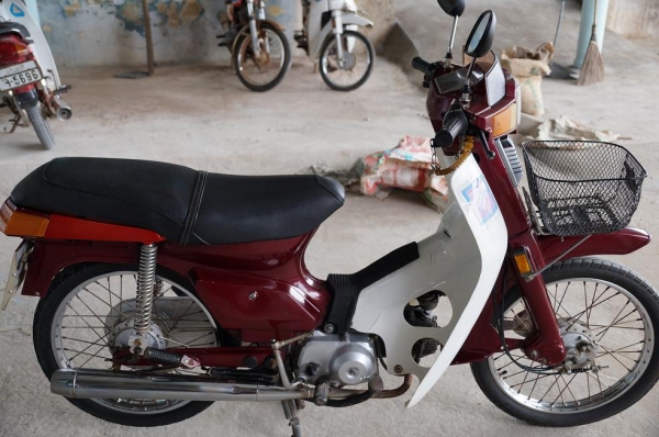 ขาย HONDA Custom สตาทร์มือ ทะเบียนพร้อมชุดโอน ภาษี พ ร บ ไม่ขาดต่อ 2556