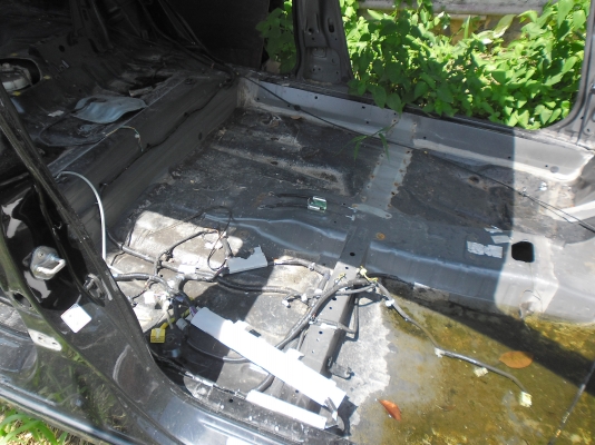 ฝากขาย  รถเก่๋ง ออนด้าซีวิก รุ่น นางฟ้า  รถชนไม่หนักขายซาก  สภาพรถสวยค่ะ