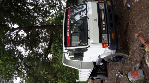 รถบรรทุกดั๊มมิตซู