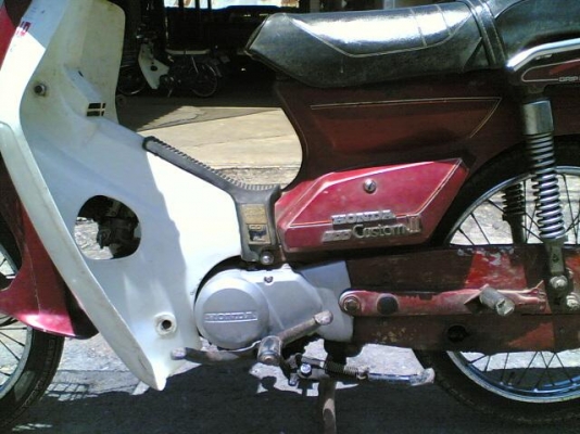 ขาย Honda Custom ทะเบียน(ชุดโอนไม่ได้ตาม)อะไหร่เดิมเกิบครบเครื่องดีพอใช้ 5900 บาท