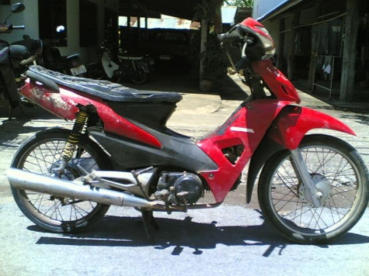 ขายเวฟ100ยูบล็อก ขฉค684 ทะเบียนพร้อมโอนภาษีขาดปี 52 เครื่องดียังแน่นมีขวันขาวขาย 6900 บาท