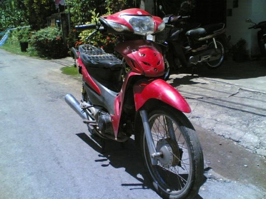 ขายเวฟ100ยูบล็อก ขฉค684 ทะเบียนพร้อมโอนภาษีขาดปี 52 เครื่องดียังแน่นมีขวันขาวขาย 6900 บาท