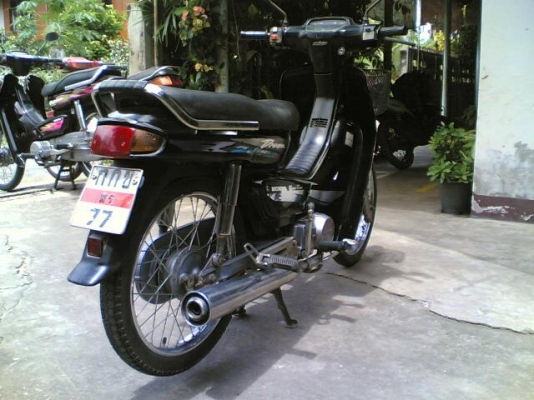 ขายดรีมทู(ดำ)กกข77 ทะเบียนเต้มพร้อมโอนเครื่องดีไม่หลวมบังลมแตกด้านขวารถพร้อมใช้ ขาย 9500 บาท