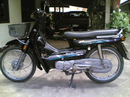 ขายดรีมทู(ดำ)กกข77 ทะเบียนเต้มพร้อมโอนเครื่องดีไม่หลวมบังลมแตกด้านขวารถพร้อมใช้ ขาย 9500 บาท