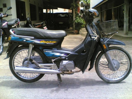 ขายดรีมทู(เขียว)กคพ90 ทะเบียนพร้อมโอนภาษีขาดปี 55 เครื่องดีไม่หลวมบังลมด้านขวาแตกรถพร้อมใช้ ขาย 8900