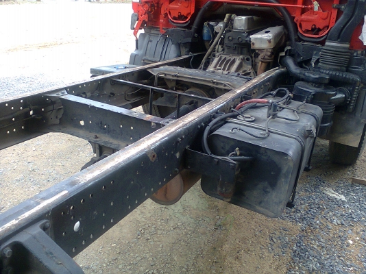 6 ล้อ MITSUBISHI Canter 115 แรงม้า รถห้างแท้ หัวคัสซี ปี 50