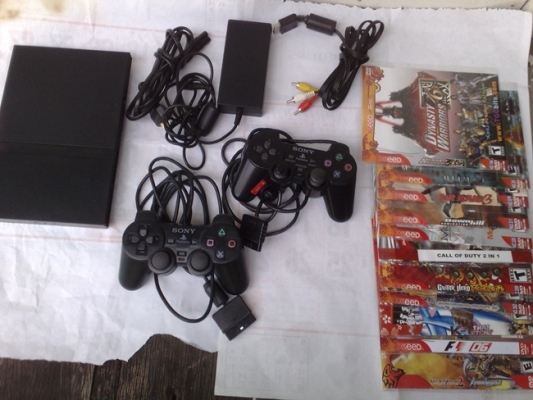 ขายเกมส์Play2สภาพดีใช้งานได้ตามปกติใส้เเผ่นเกมเเล้วขึ้นมาไว้มากดูหนังได้DVDสิ่งที่จะได้1.ตัวเครื่อง2.สายไฟพร้อมมอเเปลง3.สายAVอิน4.จอย2อันเเท้5.เเผ่นเกมส์11เเผ่นทั้งหมดขายในราคา3300บาท