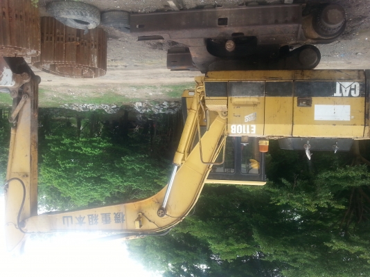 ขาย cat e110b ช่วงล่าง  ใหญ่เท่า200    รถนอก