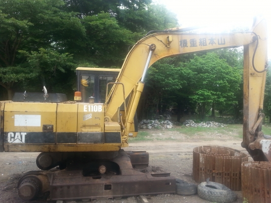 ขาย cat e110b ช่วงล่าง  ใหญ่เท่า200    รถนอก