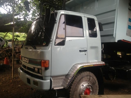 ขายรถบรรทุกสิบล้อดั๊มพ์ Isuzu 240 หัวขาว ปี 2537 ด.สามมิตรต่อใหม่