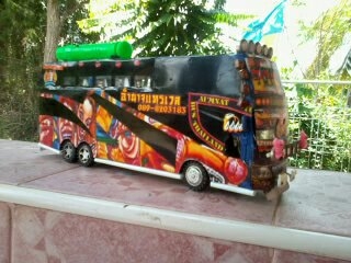 โมเดลรถบัส