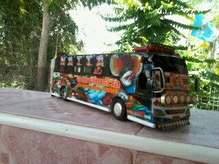 โมเดลรถบัส