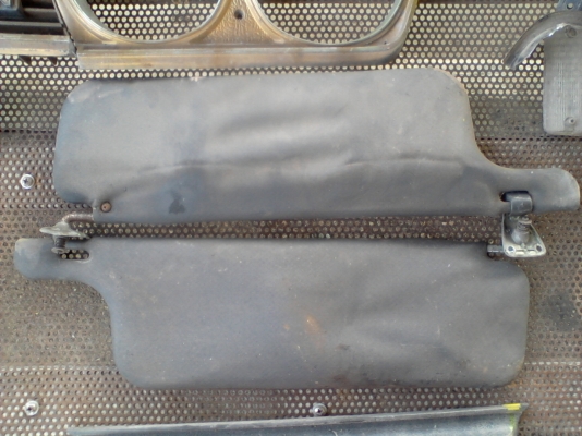 แยกอะไหล่ Datsun cedric 260c เล่มทะเบียนก็มีครับ แยกอะไหล่ Datsun cedric 260c เล่มทะเบียนก็มีครับ