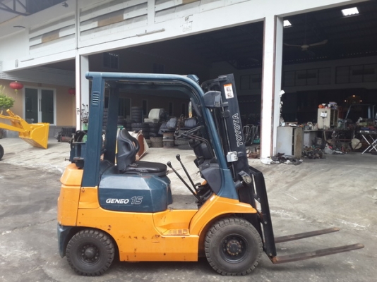 ขายรถยก TOYOTA 1.5 ตัน รุ่น 7FG15(LPG) มือสองญี่ปุ่น