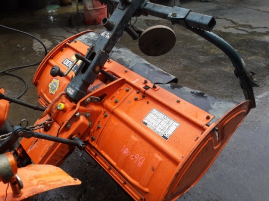 ขายรถไถนา 4WD KUBOTA รุ่น B6001 มือสองญี่ปุ่น ขายรถไถนา 4WD KUBOTA รุ่น B6001 มือสองญี่ปุ่น