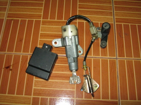 ขายอะไหล่สปาร์ค110 กล่องไฟมีโอ กันสาดe-car 500ทุกชิ้นจ้า