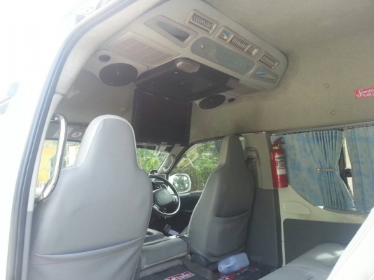 ขายด่วน รถตู้หลังคาสูง COMUTER