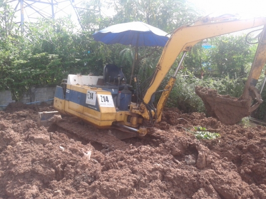 KOMATSU PC20-6 สภาพพร้อมใช้งาน รถสวยใช้งานทุกวัน เอกสารซื้อขาย