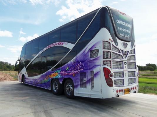 ต้องการขายรถบัส8ล้อMitsubishiแท้ทั้งชุด รถจดประกอบใหม่หมดทั้งคัน