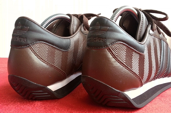 รองเท้าแท้ มือสอง สภาพสุดสวย : adidas &amp; newbalance เข้ามาดูซะให้ได้