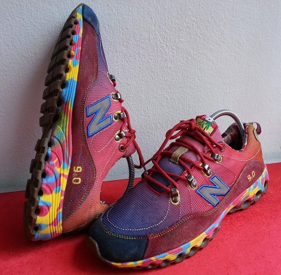 รองเท้าแท้ มือสอง สภาพสุดสวย : adidas &amp; newbalance เข้ามาดูซะให้ได้