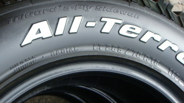 ขายยาง BF Goodrich Allterrain 265 70 r16 ปลายปี11 สวยกิ๊ก ขายยาง BF Goodrich Allterrain 265 70 r16 ปลายปี11 สวยกิ๊ก