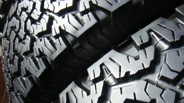 ขายยาง BF Goodrich Allterrain 265 70 r16  ปลายปี11 สวยกิ๊ก