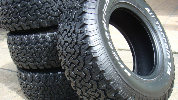 ขายยาง BF Goodrich Allterrain 265 70 r16 ปลายปี11 สวยกิ๊ก ขายยาง BF Goodrich Allterrain 265 70 r16 ปลายปี11 สวยกิ๊ก