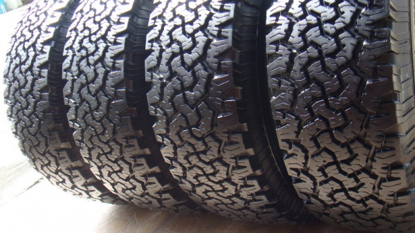 ขายยาง BF Goodrich Allterrain 265 70 r16 ปลายปี11 สวยกิ๊ก ขายยาง BF Goodrich Allterrain 265 70 r16 ปลายปี11 สวยกิ๊ก