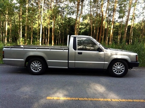 ขายด่วน มิตซูตอนเดียว ปี 95 ไซโครน L200 สีสันสวย ไม่มีผุ พร้อมใช้งาน