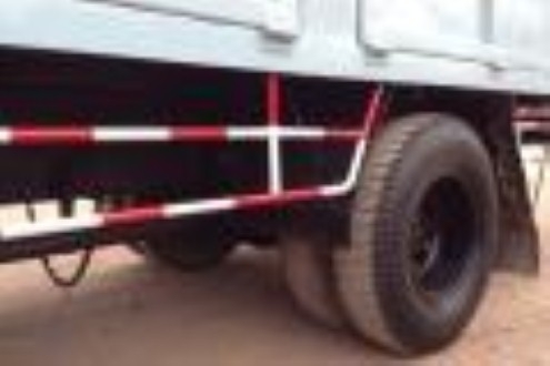 ISUZU 6 ล้อRocky 175. แรงม้า พร้อม เครน TADANO Super Z300  5 เหลี่ยม ท้องV รถห้างแท้มือเดียว เบรคจิ๊ฟฟี่ยาง90\%. Power ซัซซี่ยาว 7.2 ม. (กระบะ 6.4 เมตร)  ราคา 880,000